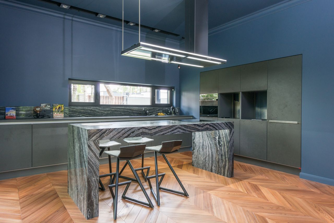 Plancher époxy de cuisine et salle de bain